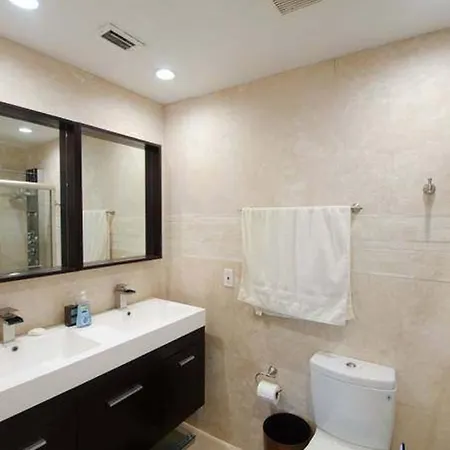 Oasis Retreat - 2 Bedroom Rijeka