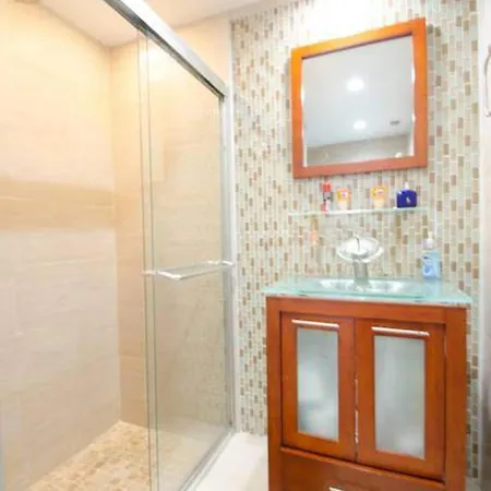 Lejlighed Oasis Retreat - 2 Bedroom Rijeka